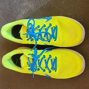 Nike men's running shoes 11.5. Like new